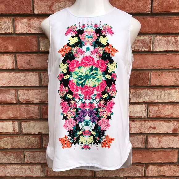 Bisou Bisou Tops - Bisou Bisou floral top